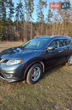 Внедорожник / Кроссовер Nissan Rogue 2014 в Житомире