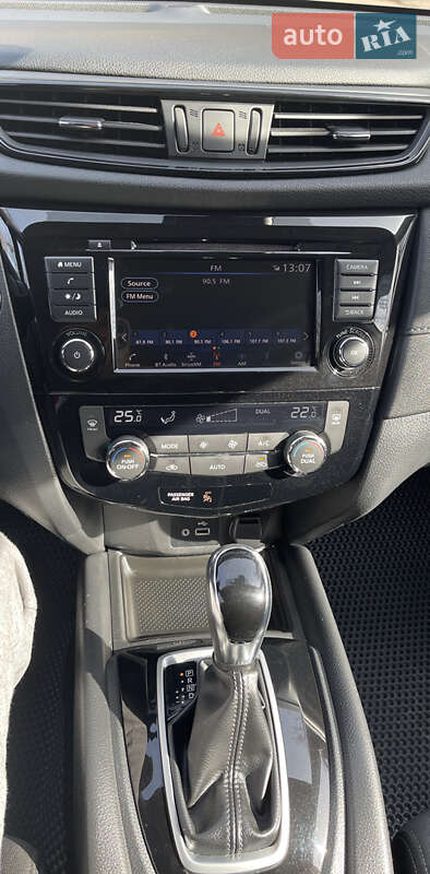 Внедорожник / Кроссовер Nissan Rogue 2019 в Днепре фото 5 Внедорожник / Кроссовер Nissan Rogue 2019 в Днепре