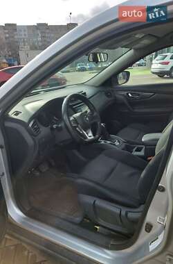 Внедорожник / Кроссовер Nissan Rogue 2016 в Черкассах