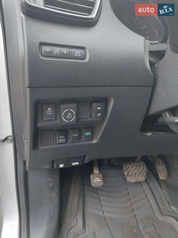 Позашляховик / Кросовер Nissan Rogue 2016 в Черкасах фото 7 Позашляховик / Кросовер Nissan Rogue 2016 в Черкасах
