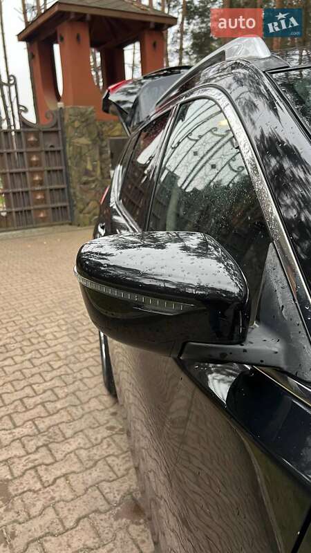 Позашляховик / Кросовер Nissan Rogue 2018 в Львові