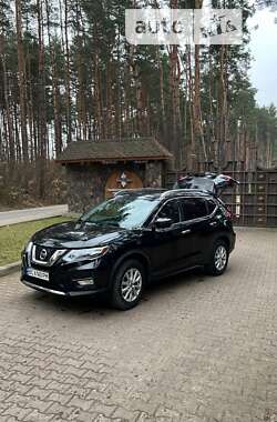 Позашляховик / Кросовер Nissan Rogue 2018 в Львові