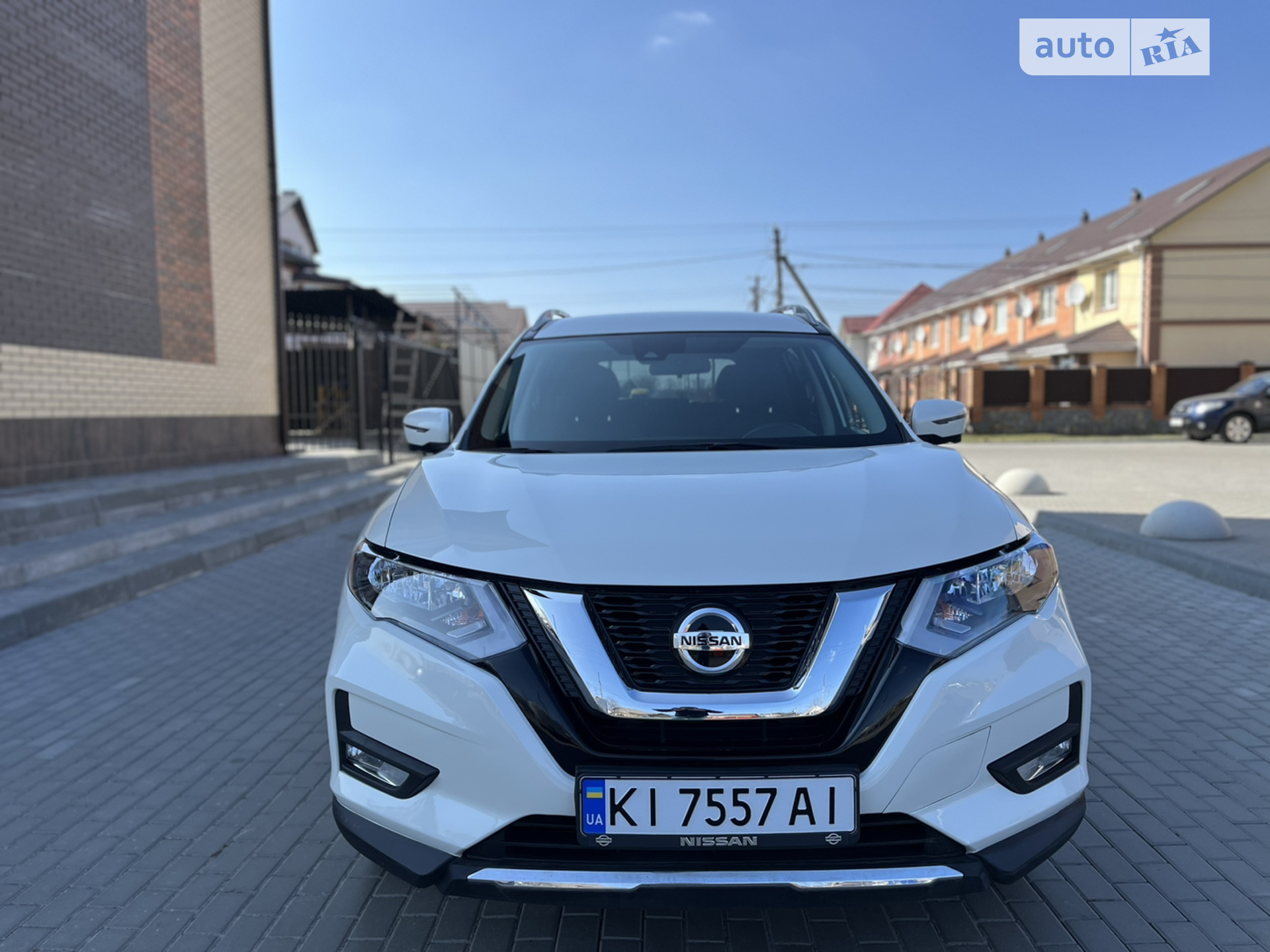 2019 Nissan Rogue - мініатюра 2