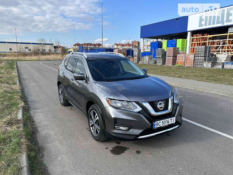 Внедорожник / Кроссовер Nissan Rogue 2019 в Дрогобыче