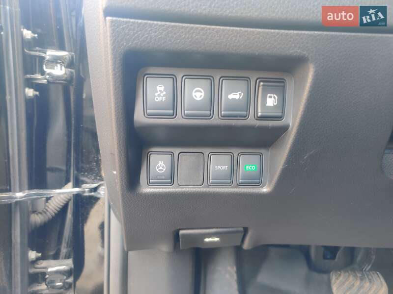 Внедорожник / Кроссовер Nissan Rogue 2018 в Конотопе фото 8 Внедорожник / Кроссовер Nissan Rogue 2018 в Конотопе