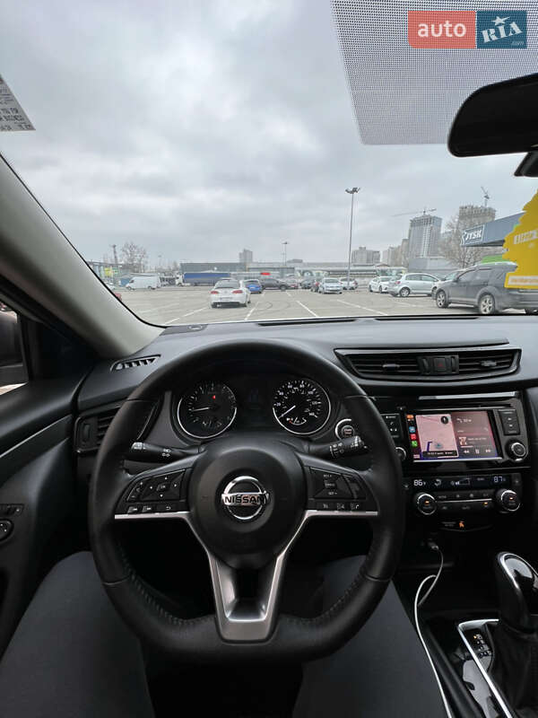 Внедорожник / Кроссовер Nissan Rogue 2019 в Киеве