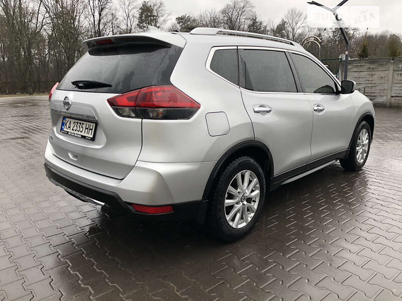 Позашляховик / Кросовер Nissan Rogue 2017 в Білій Церкві