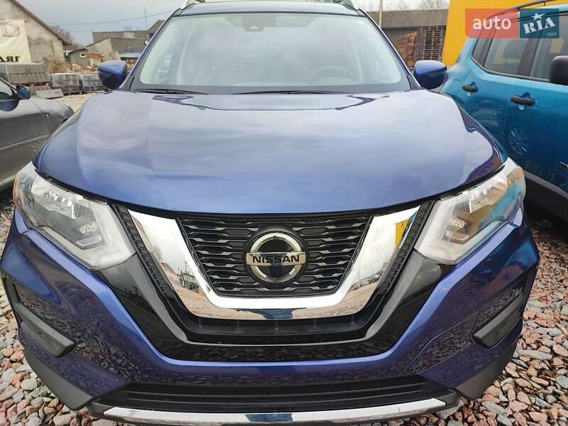 Внедорожник / Кроссовер Nissan Rogue 2020 в Дрогобыче