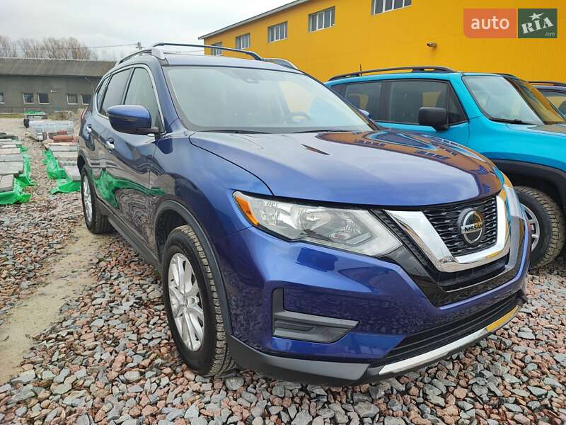 Внедорожник / Кроссовер Nissan Rogue 2020 в Дрогобыче