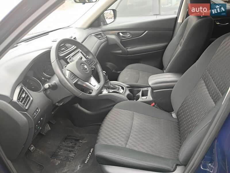 Внедорожник / Кроссовер Nissan Rogue 2020 в Дрогобыче