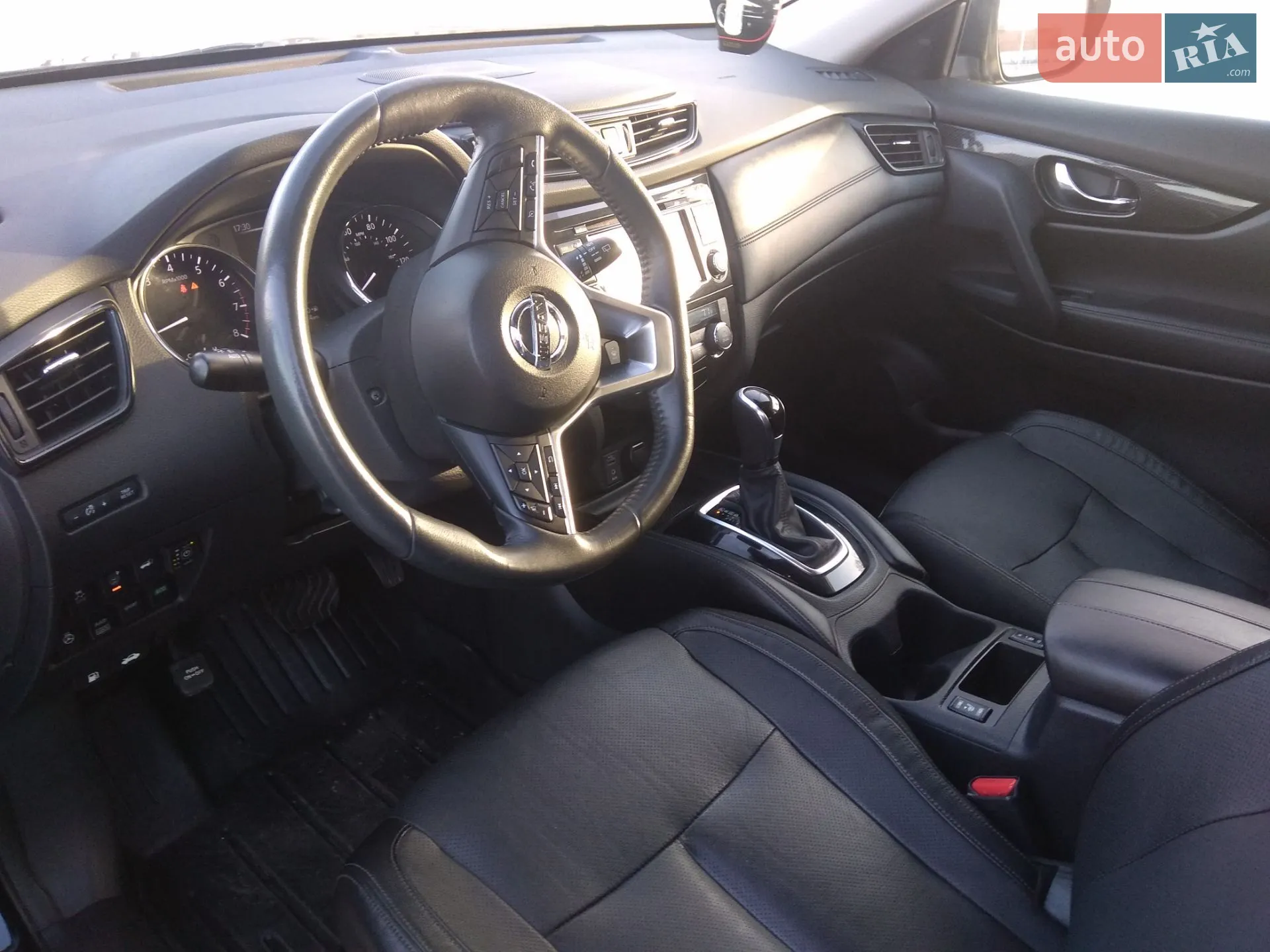 2017 Nissan Rogue - мініатюра 23