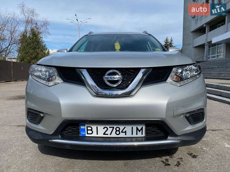Внедорожник / Кроссовер Nissan Rogue 2016 в Кременчуге