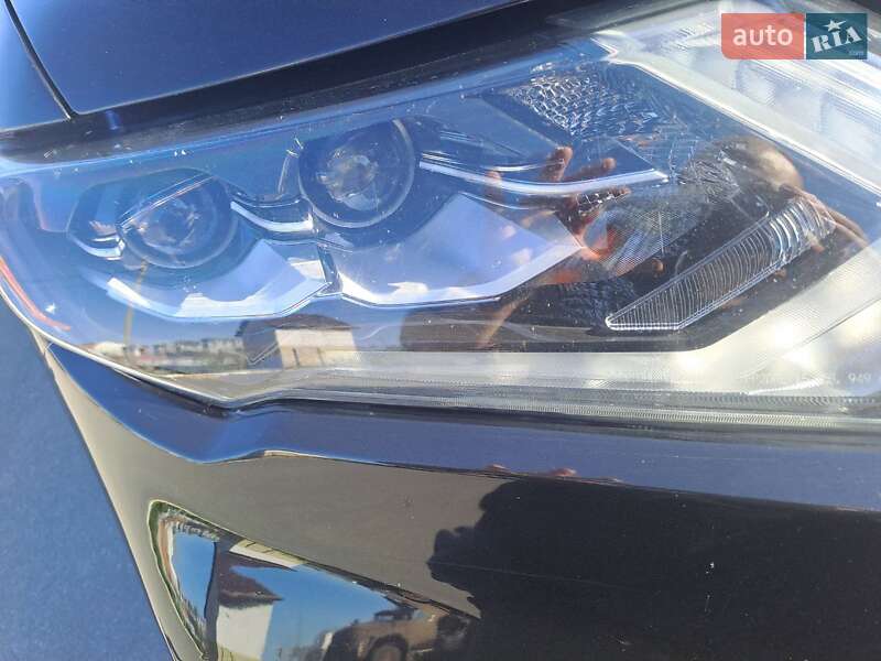 Позашляховик / Кросовер Nissan Rogue 2016 в Києві