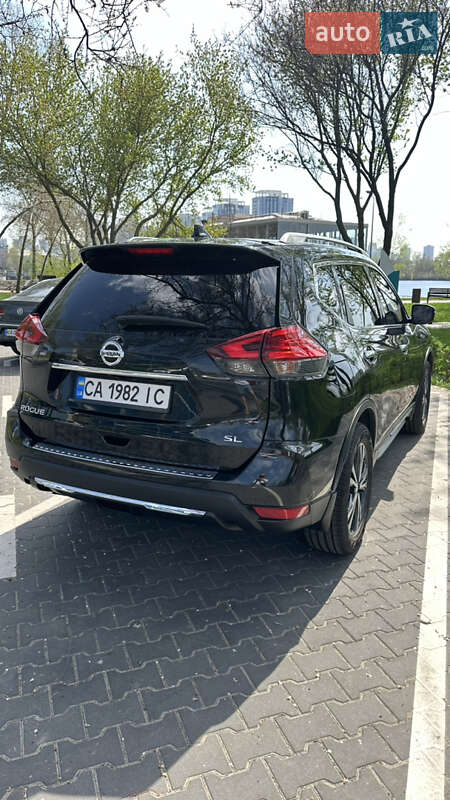 Позашляховик / Кросовер Nissan Rogue 2017 в Києві