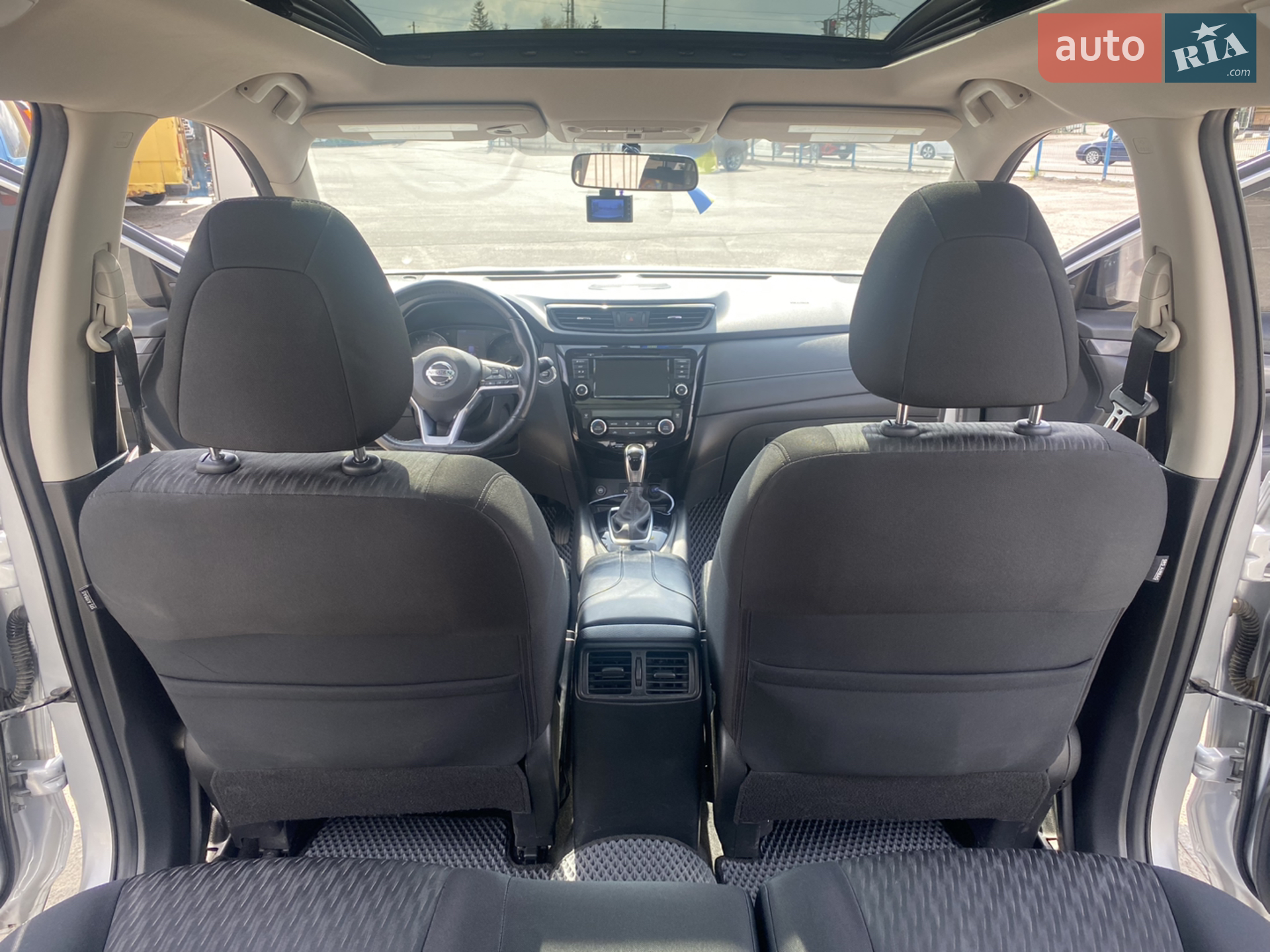 2018 Nissan Rogue - мініатюра 32