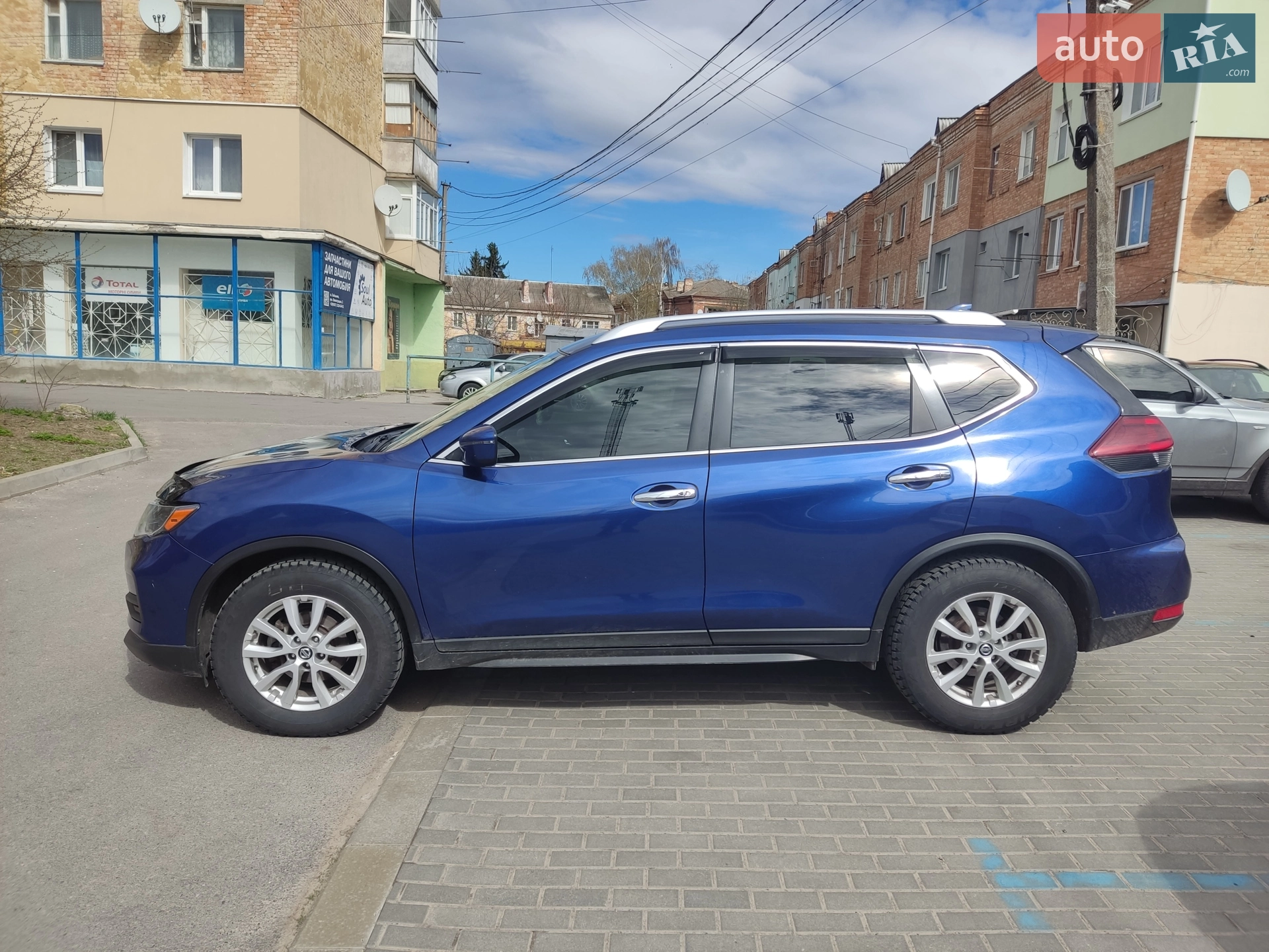 2017 Nissan Rogue - мініатюра 4