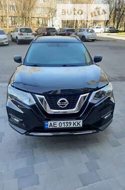 Внедорожник / Кроссовер Nissan Rogue 2017 в Днепре