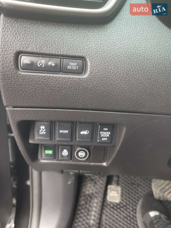 Внедорожник / Кроссовер Nissan Rogue 2015 в Луцке фото 24 Внедорожник / Кроссовер Nissan Rogue 2015 в Луцке