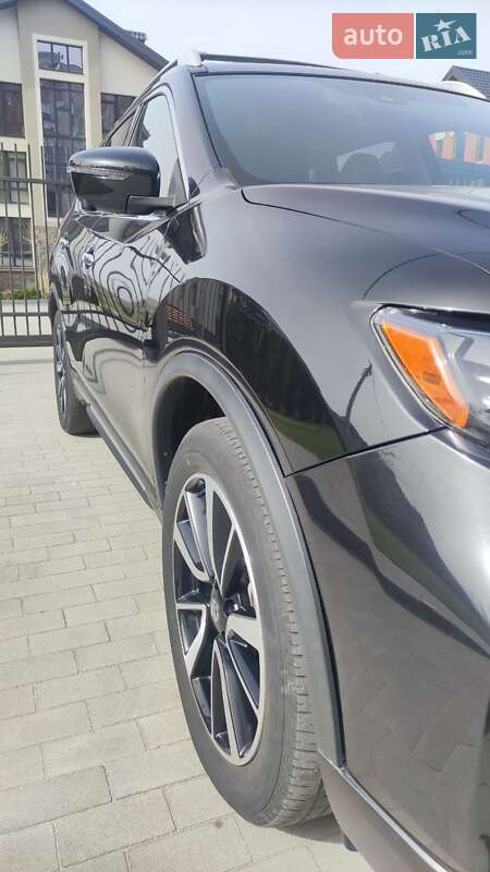 Позашляховик / Кросовер Nissan Rogue 2018 в Кременчуці