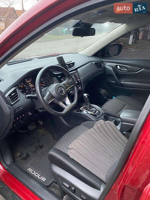 Внедорожник / Кроссовер Nissan Rogue 2018 в Кривом Роге фото 7 Внедорожник / Кроссовер Nissan Rogue 2018 в Кривом Роге