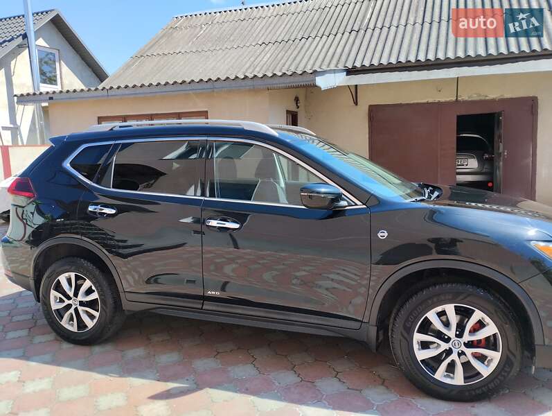 Позашляховик / Кросовер Nissan Rogue 2019 в Тернополі
