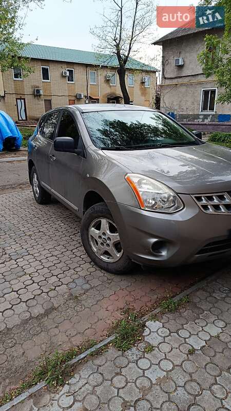 Nissan Rogue 2011