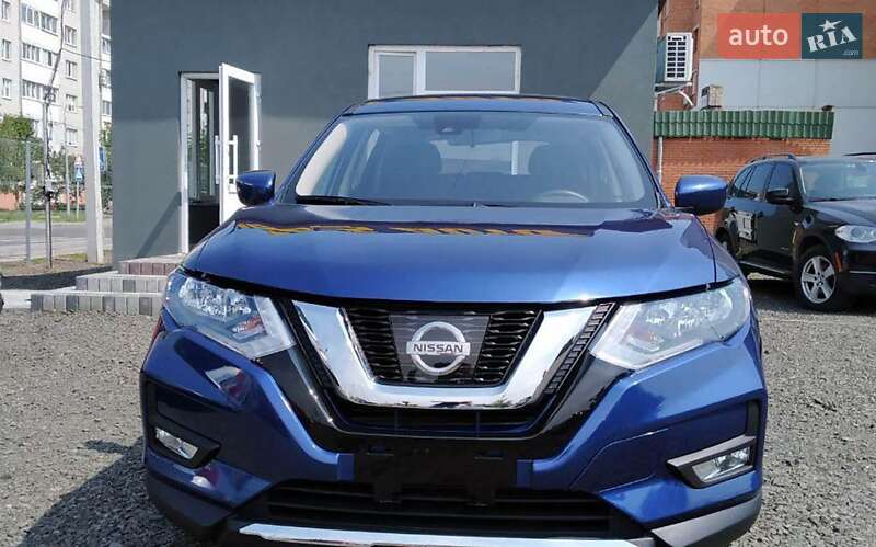 Внедорожник / Кроссовер Nissan Rogue 2019 в Львове