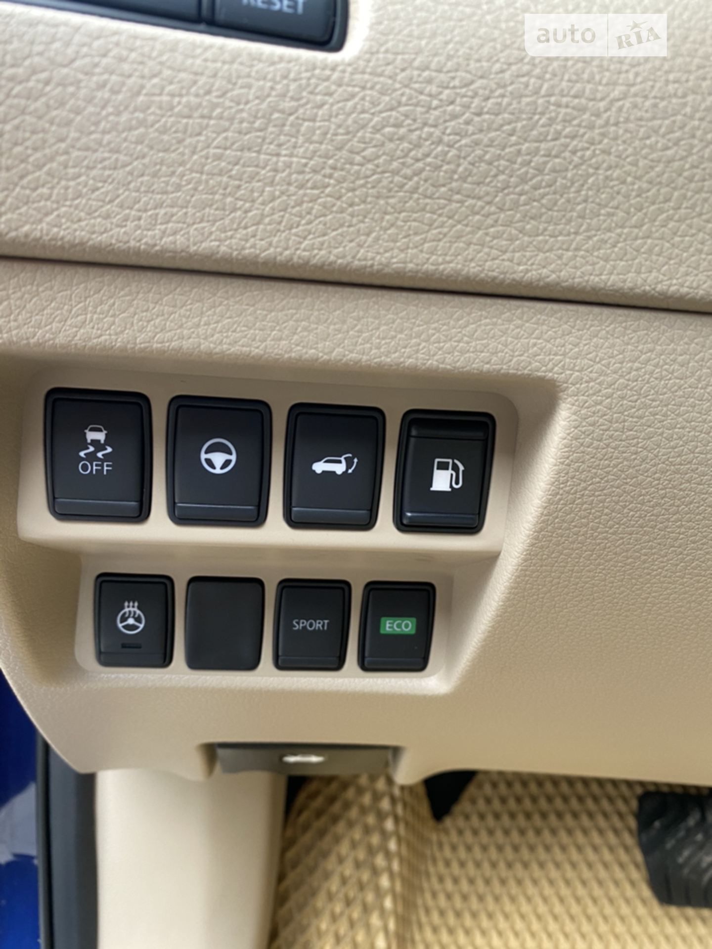 2019 Nissan Rogue - мініатюра 17