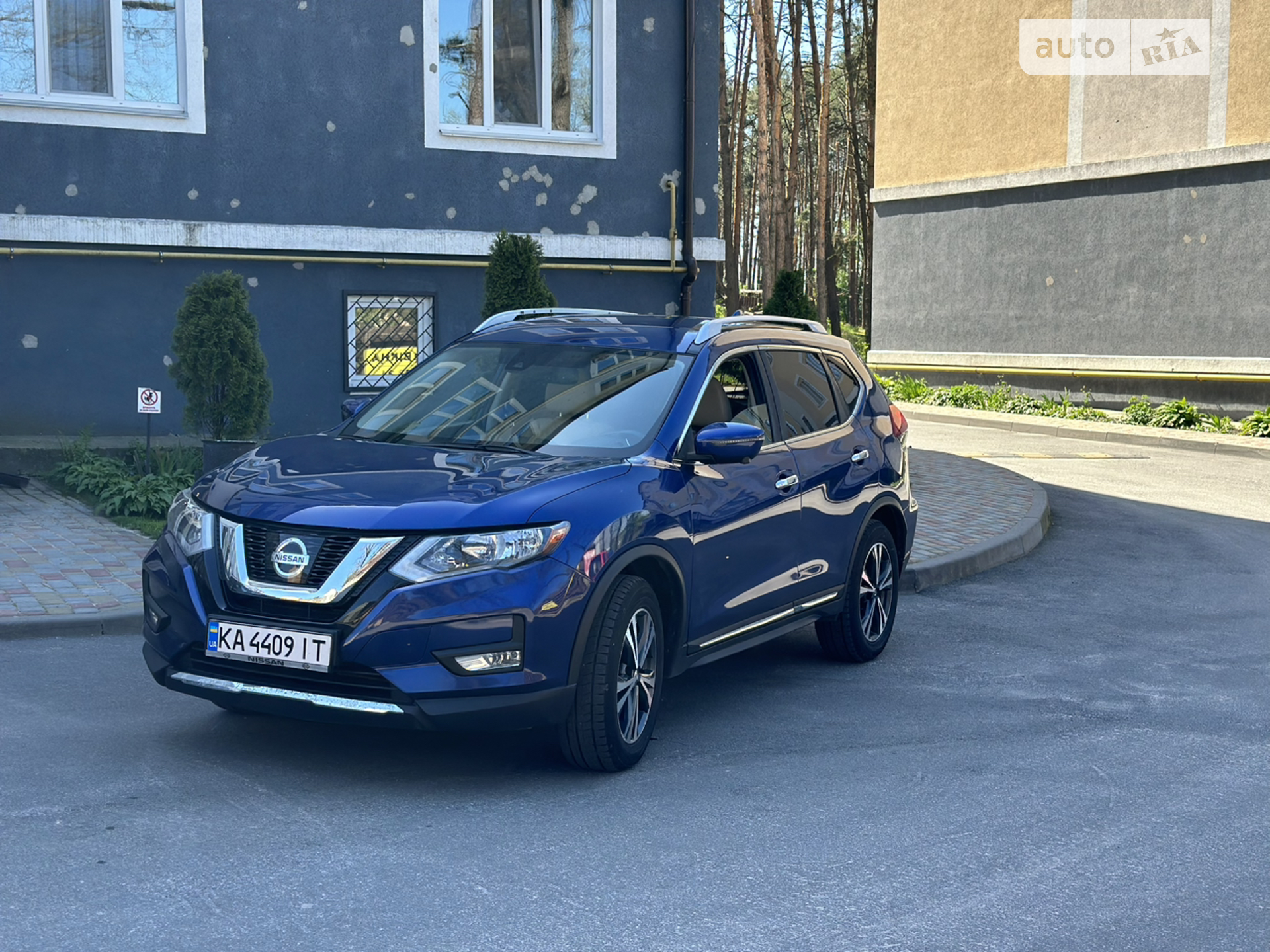 2017 Nissan Rogue - мініатюра 9
