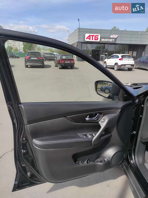 Позашляховик / Кросовер Nissan Rogue 2018 в Запоріжжі фото 18 Позашляховик / Кросовер Nissan Rogue 2018 в Запоріжжі