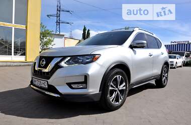 Внедорожник / Кроссовер Nissan Rogue 2016 в Львове