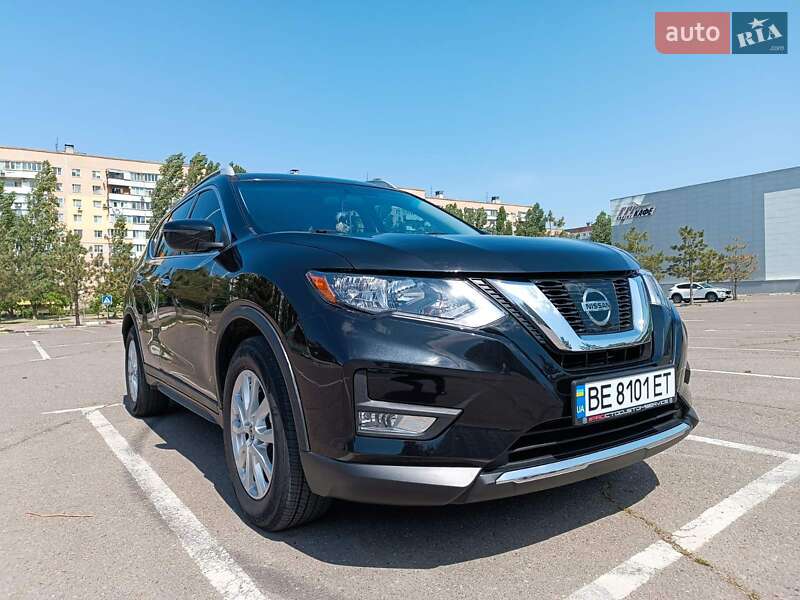 Позашляховик / Кросовер Nissan Rogue 2017 в Врадіївці