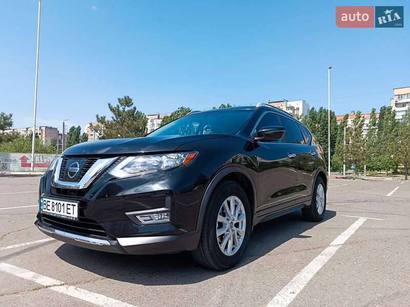 Позашляховик / Кросовер Nissan Rogue 2017 в Врадіївці