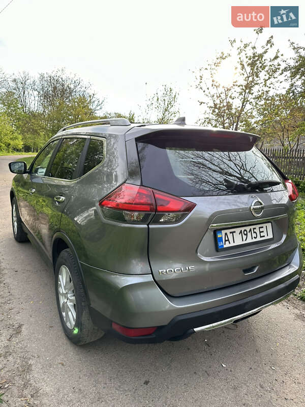 Позашляховик / Кросовер Nissan Rogue 2016 в Івано-Франківську