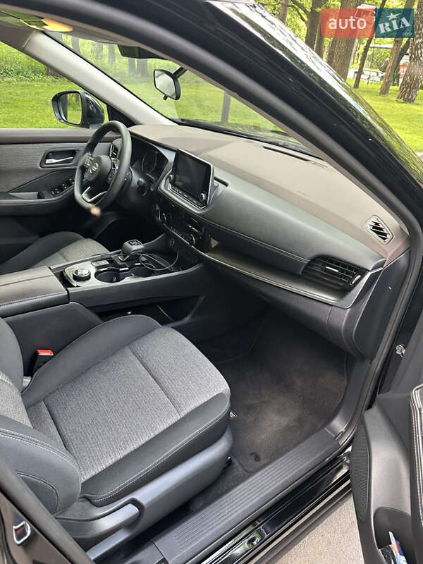 Внедорожник / Кроссовер Nissan Rogue 2021 в Чернигове