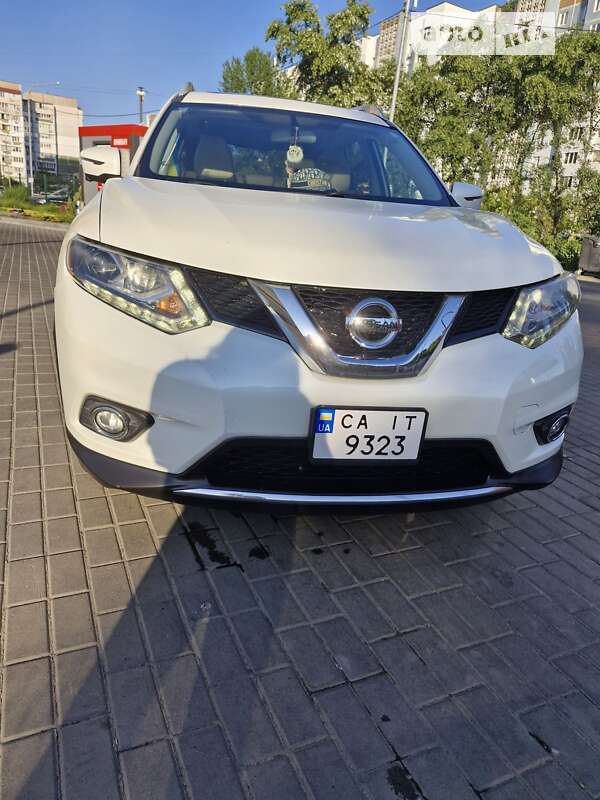 Позашляховик / Кросовер Nissan Rogue 2016 в Черкасах