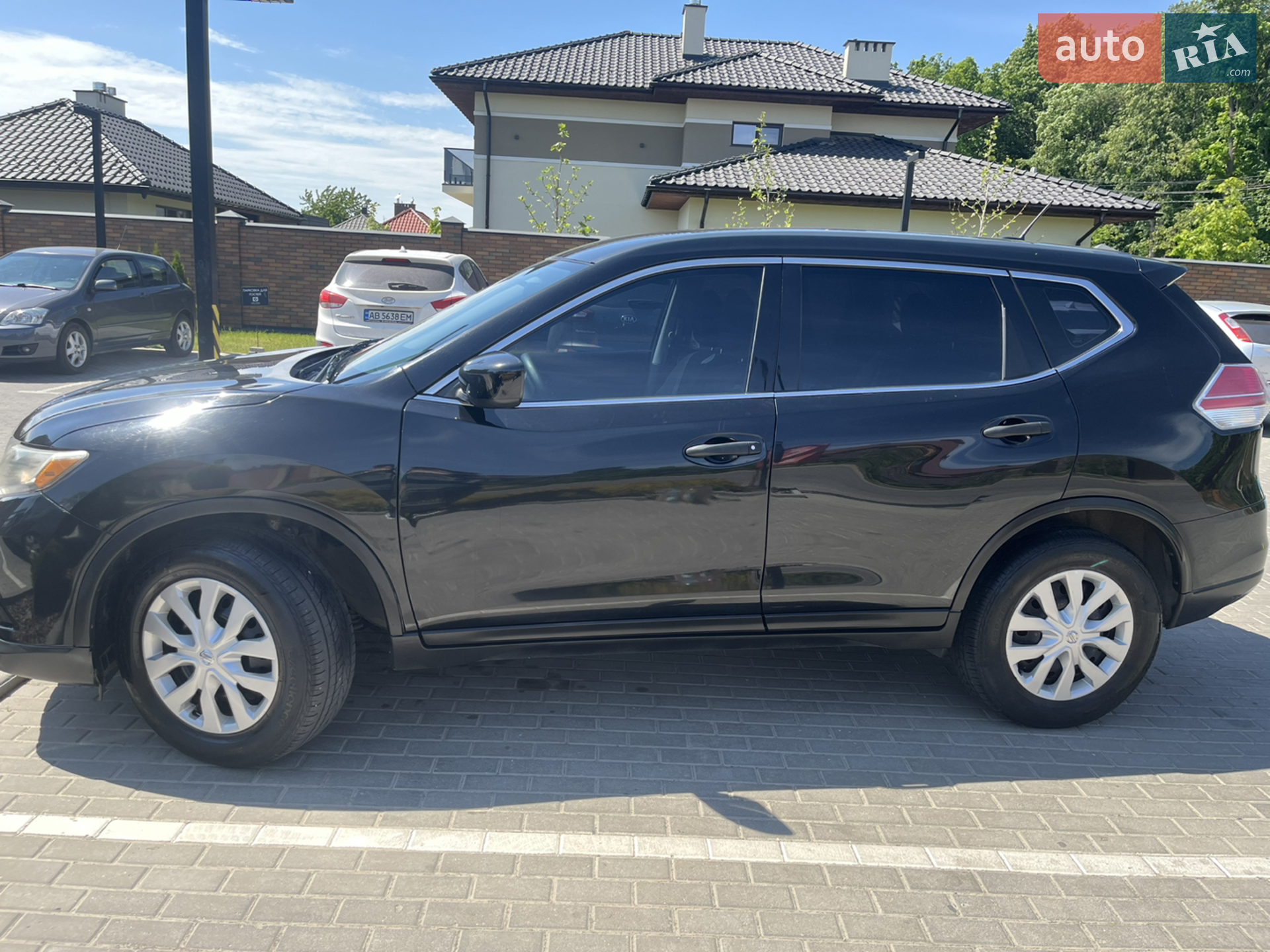 2016 Nissan Rogue - мініатюра 3