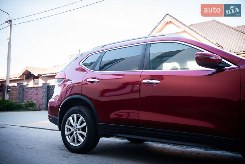 Позашляховик / Кросовер Nissan Rogue 2018 в Рівному