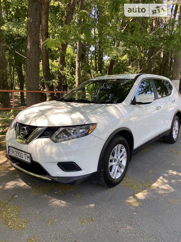 Позашляховик / Кросовер Nissan Rogue 2015 в Одесі