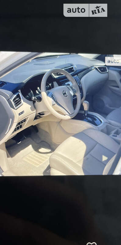 Позашляховик / Кросовер Nissan Rogue 2014 в Києві