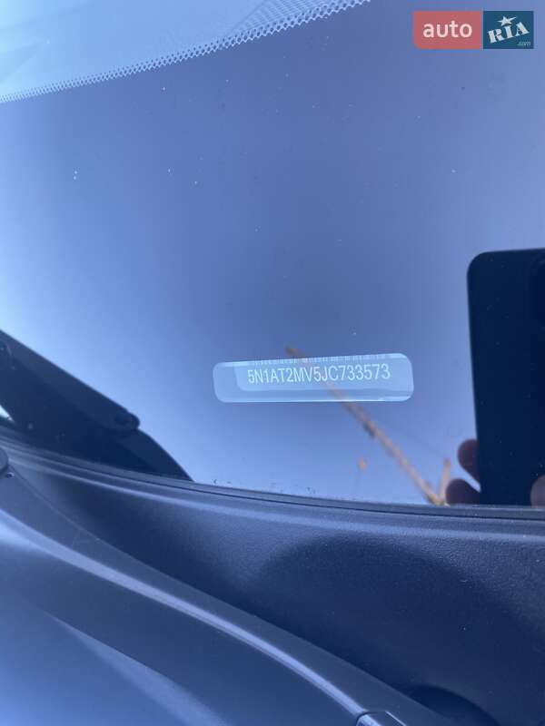 Позашляховик / Кросовер Nissan Rogue 2017 в Києві