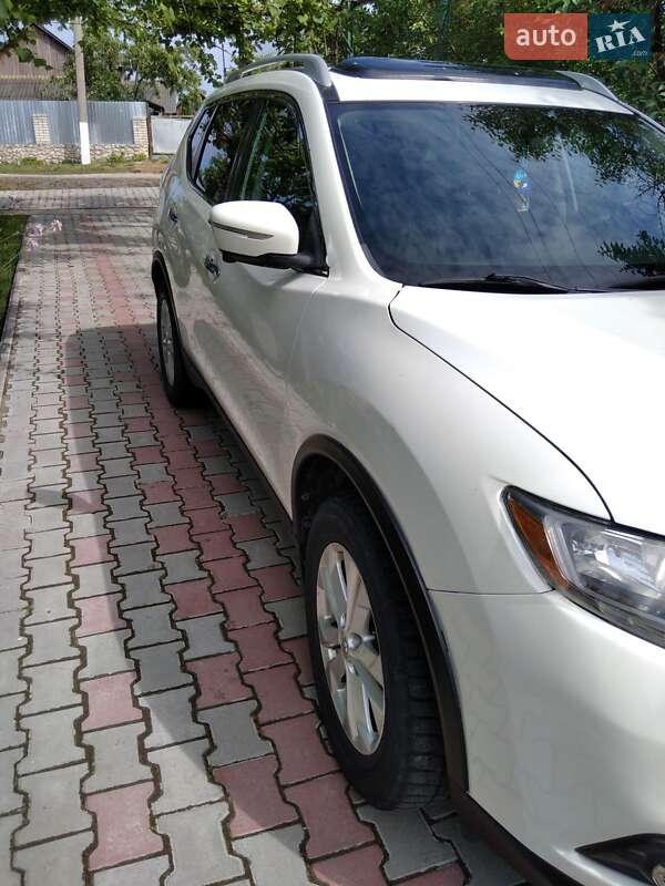 Позашляховик / Кросовер Nissan Rogue 2015 в Тернополі