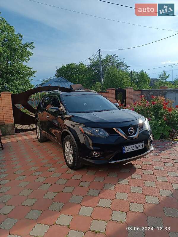 Позашляховик / Кросовер Nissan Rogue 2015 в Шаргороді