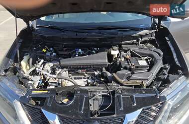 Внедорожник / Кроссовер Nissan Rogue 2014 в 