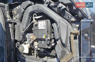 Внедорожник / Кроссовер Nissan Rogue 2014 в 
