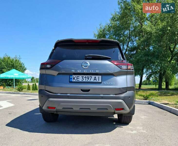Позашляховик / Кросовер Nissan Rogue 2021 в Дніпрі