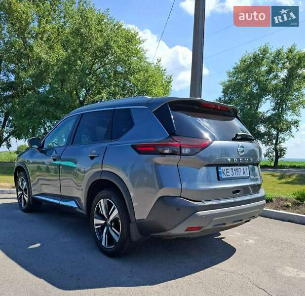 Позашляховик / Кросовер Nissan Rogue 2021 в Дніпрі