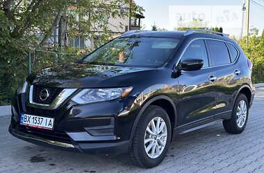 Внедорожник / Кроссовер Nissan Rogue 2019 в Хмельницком