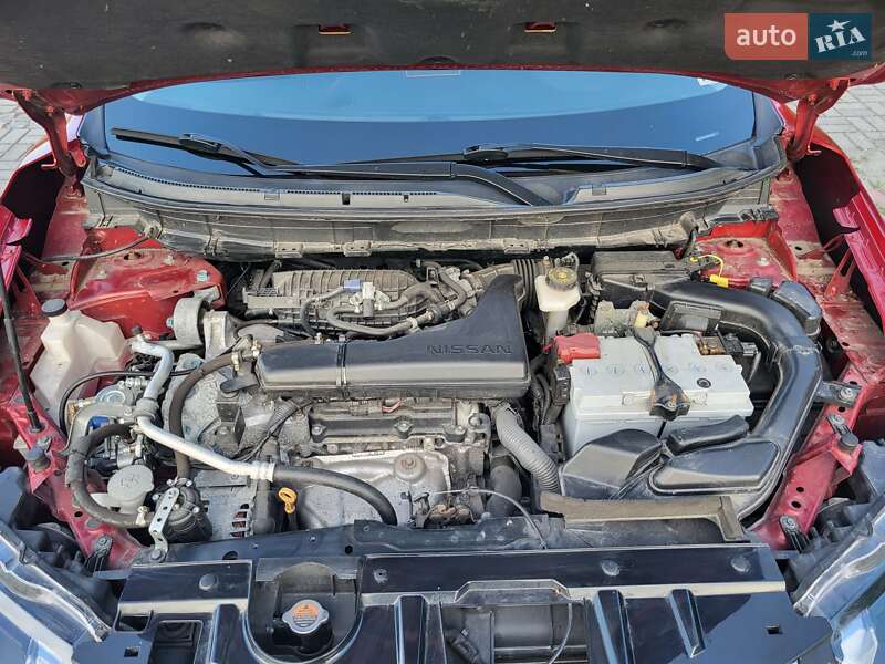 Внедорожник / Кроссовер Nissan Rogue 2017 в Каневе