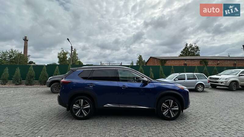 Позашляховик / Кросовер Nissan Rogue 2020 в Коростишеві